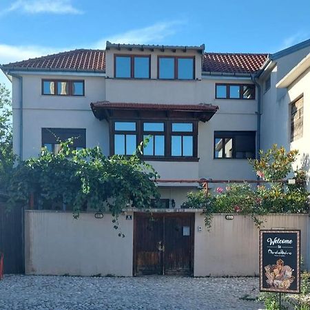 מוסטר Apartments Azra מראה חיצוני תמונה